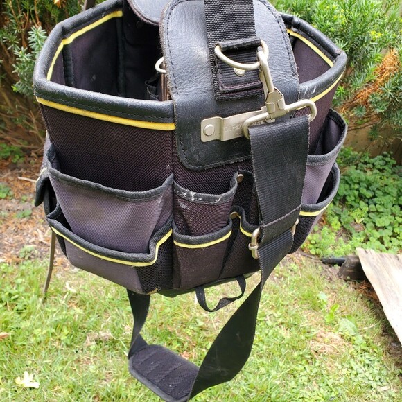 STANLEY FatMax Technician's Tool Bag - M#STA193952 - Discontinued - Picture 7 of 9